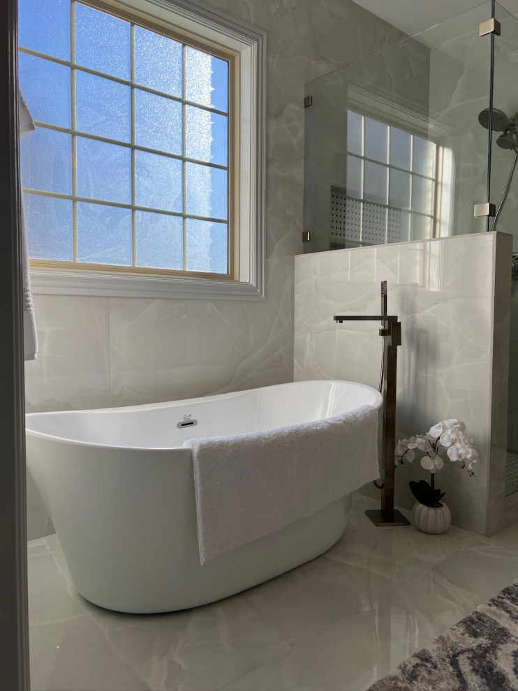 Elegant Fairvue Bathroom
