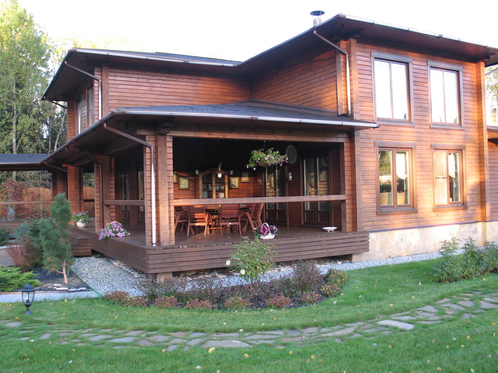 ДЕРЕВЯННЫЙ ДОМ НА НОВОРИЖСКОМ ШОССЕ