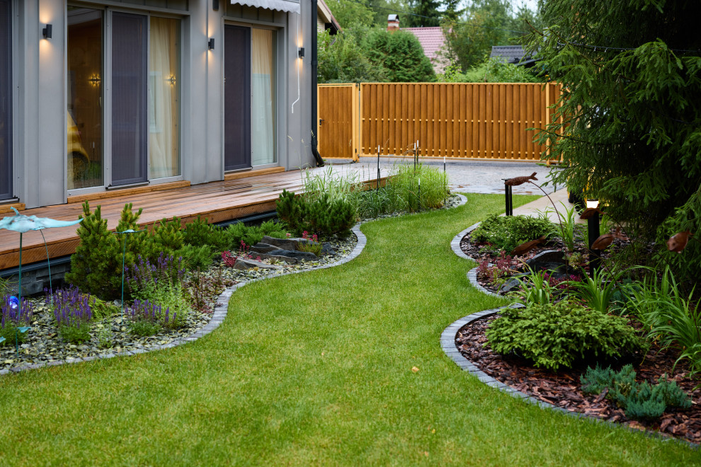 Сад со скатами для звездной пары актеров