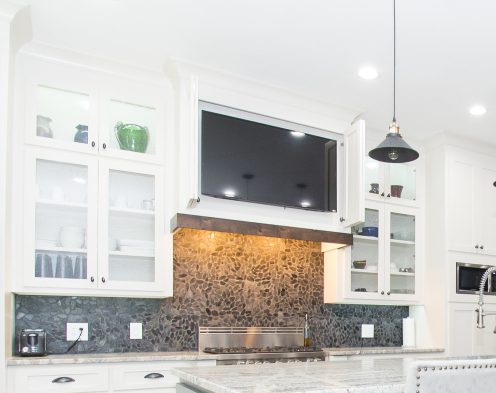 Example of a transitional kitchen design in Atlanta