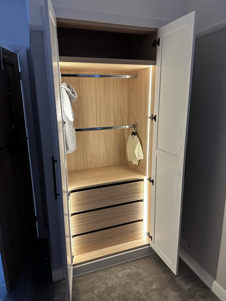 BABY'S WARDROBE