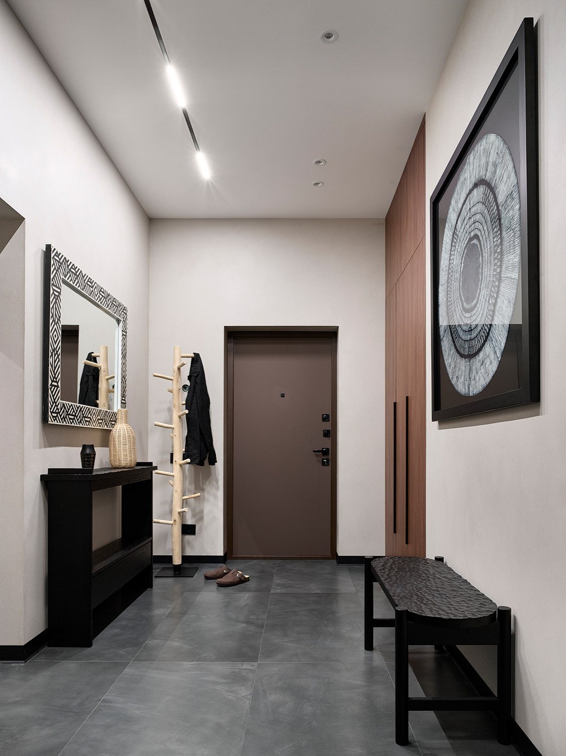 Квартира в доме с золотой аркой