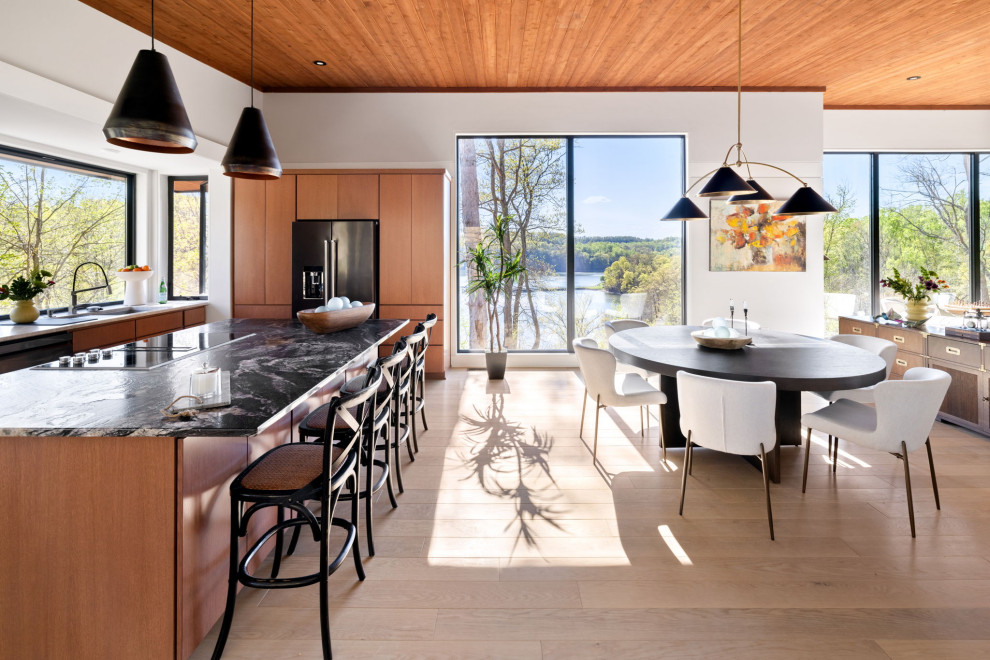 New Build: Lake Pointe Residence