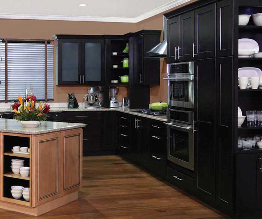 Kitchen Custom Cabinetry