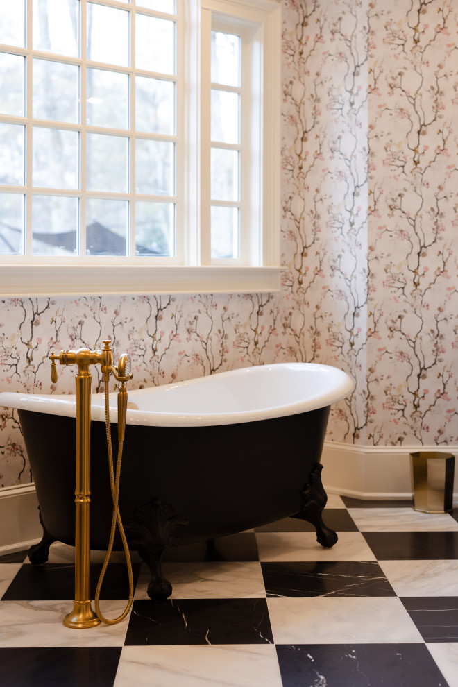 Traditional Master Suite in The Battery