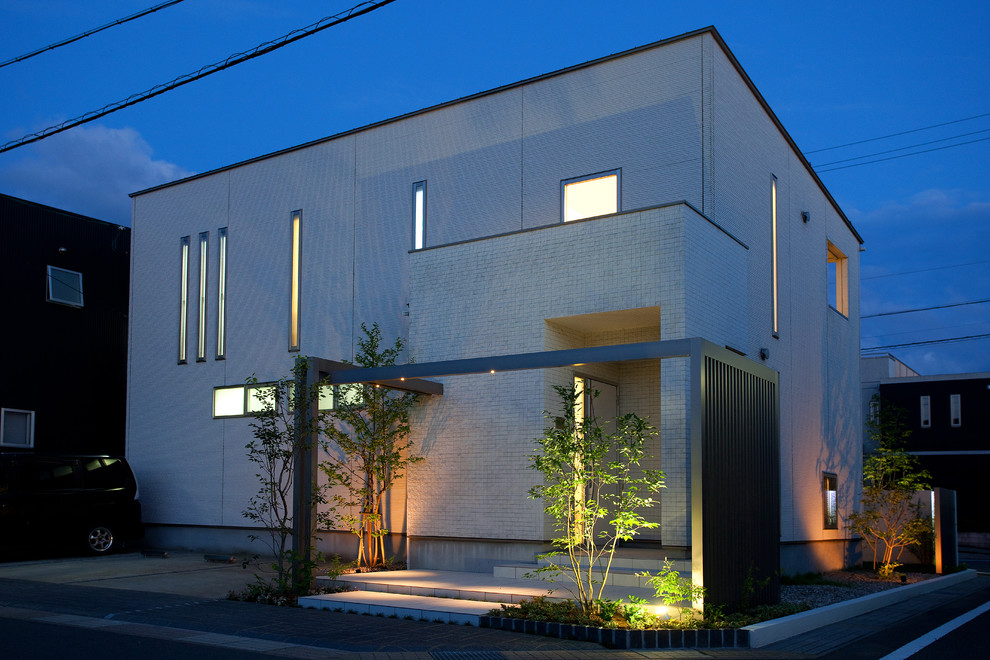 Inspiration for a contemporary exterior in Tokyo Suburbs.