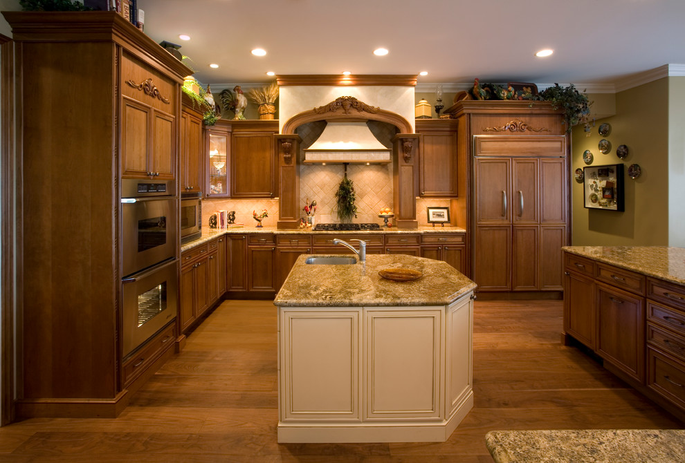 Kitchen - Traditional - Kitchen - Orange County - by ...