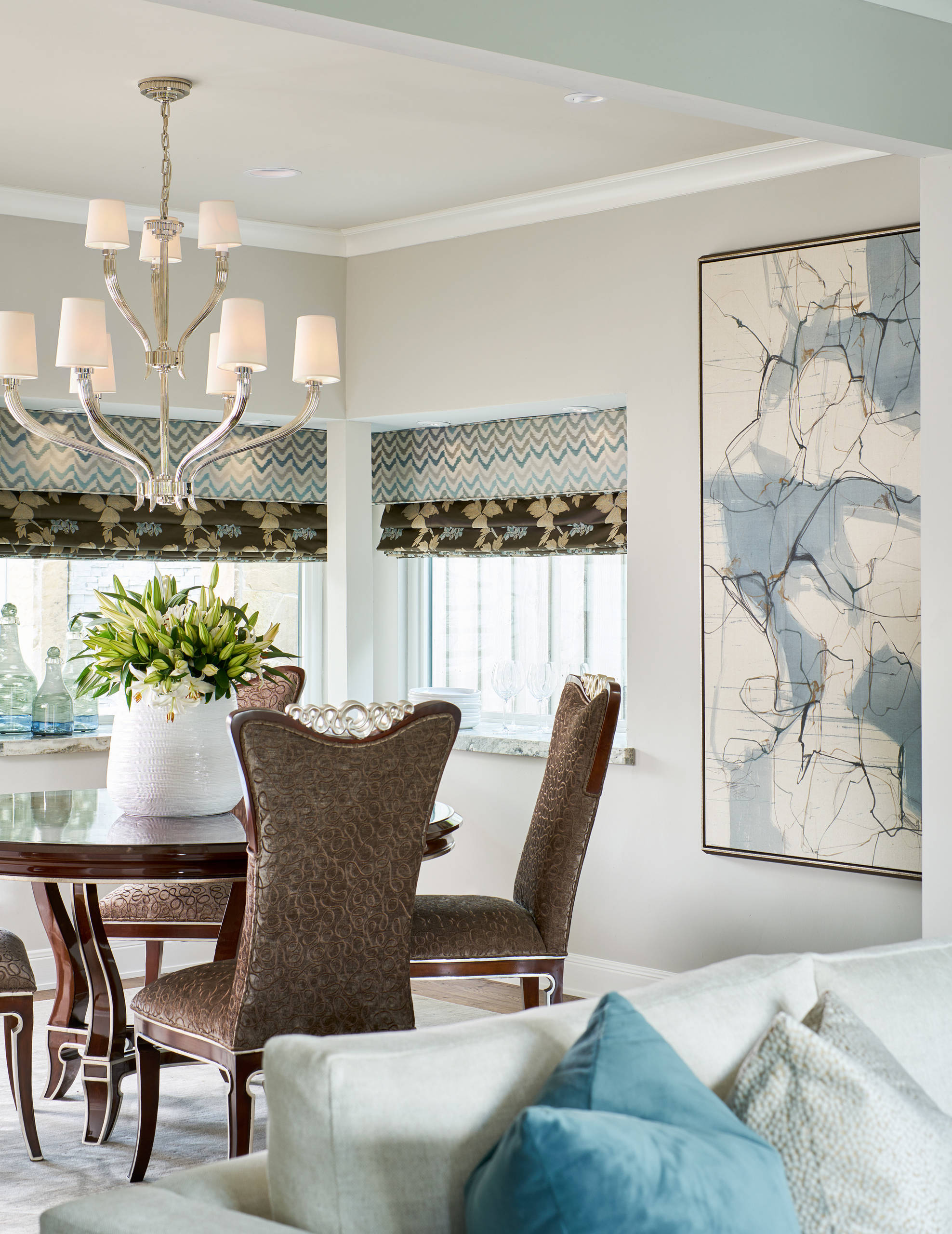 Houzz Tour: Dallas Home Merges Loving Memories and a Softer Touch