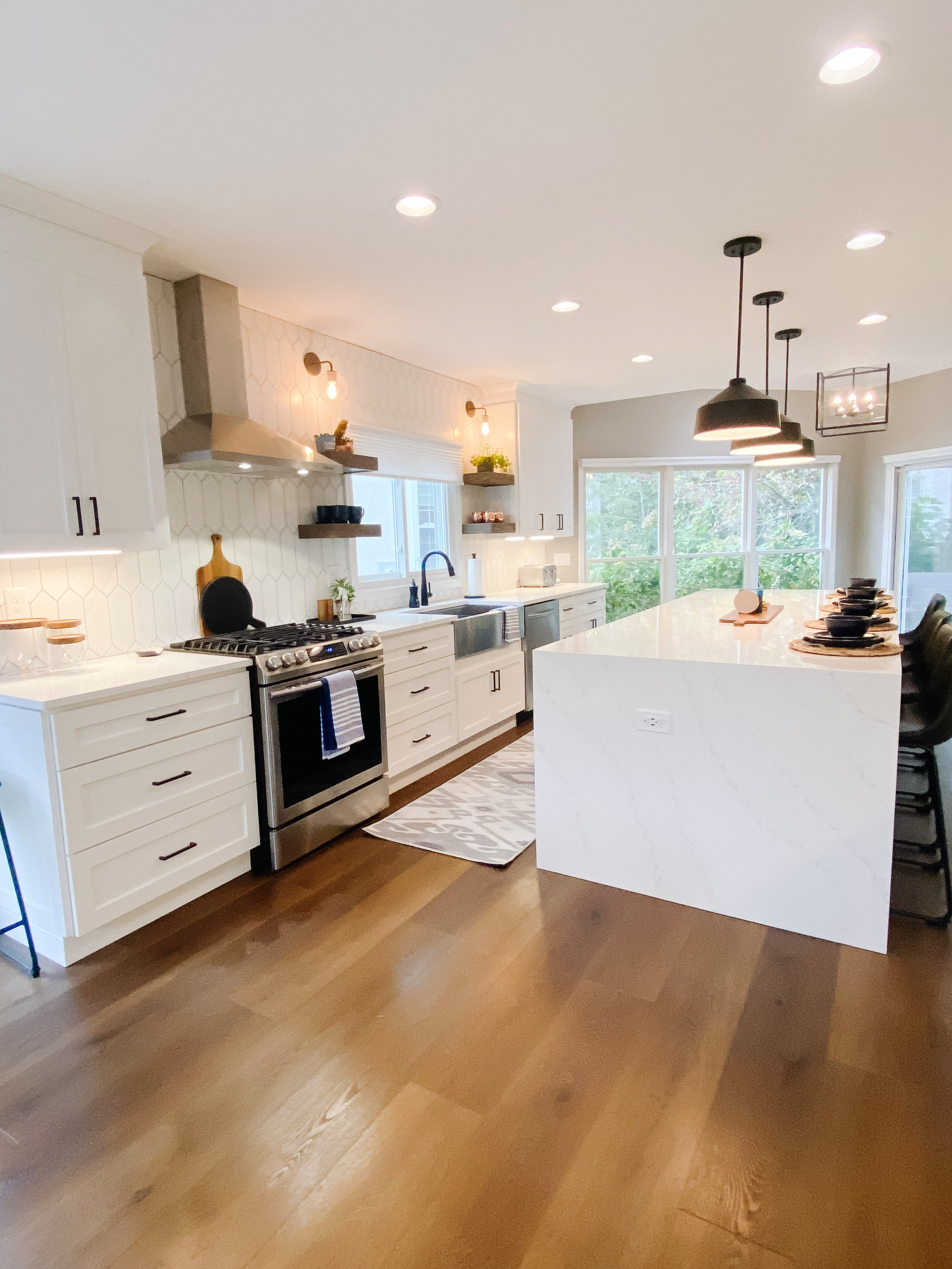 Modern Kitchen 3