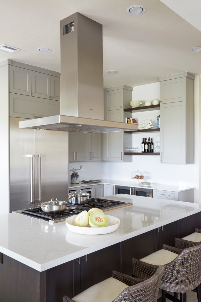 Inspiration for a transitional kitchen remodel in Houston