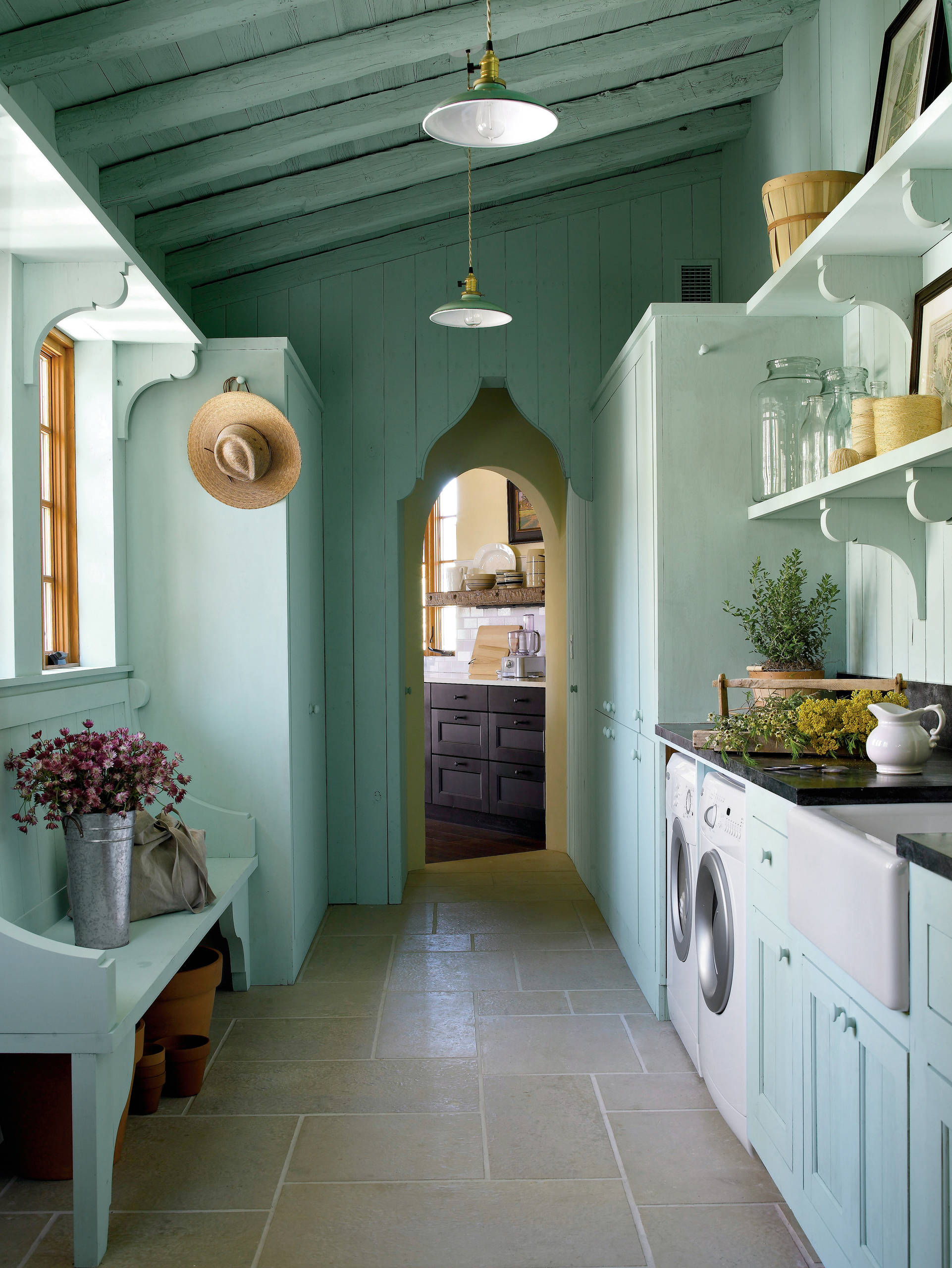 75 Mediterranean Laundry Room Ideas You'll Love - January, 2026 | Houzz, image size:1922x2560