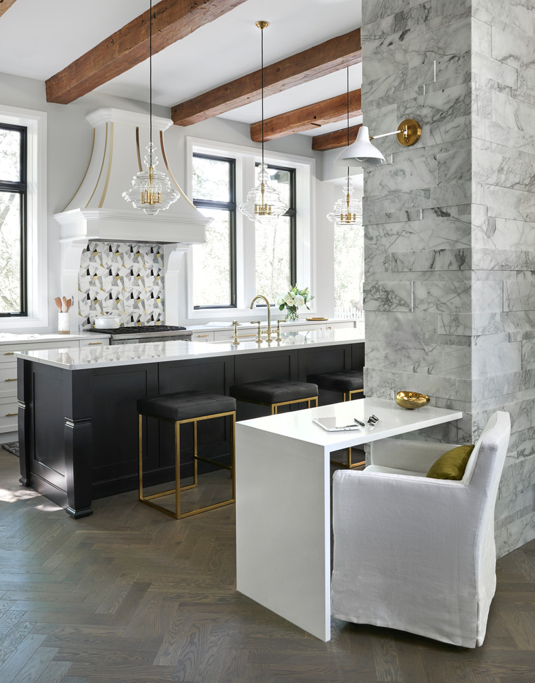 Inspiration for a transitional home design remodel in Toronto