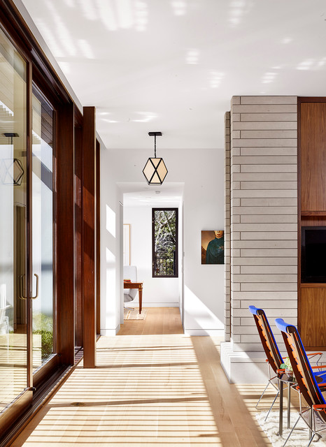 Bunny Run contemporary-hall