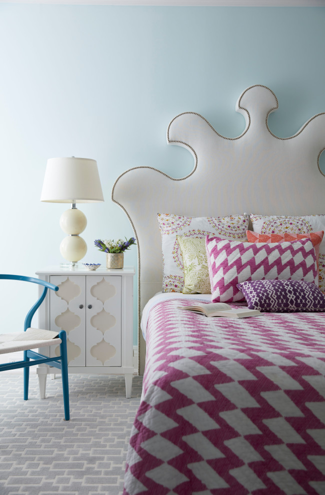 Ispirazione per una camera degli ospiti stile marinaro con pareti blu