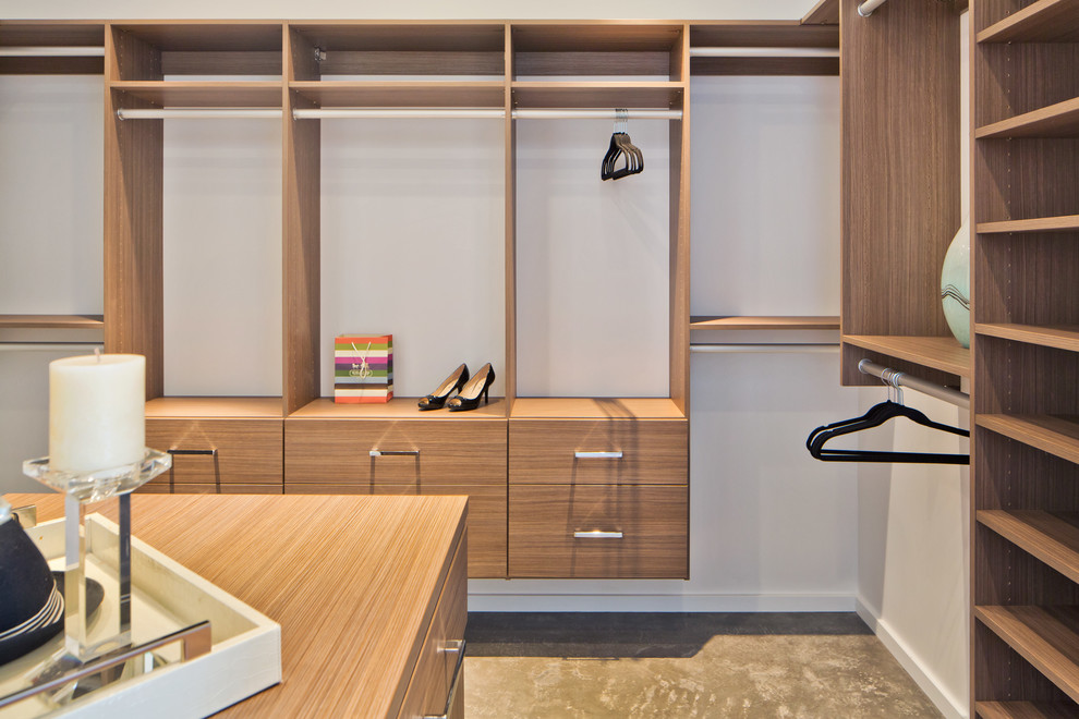 Photo of a contemporary storage and wardrobe in Seattle.
