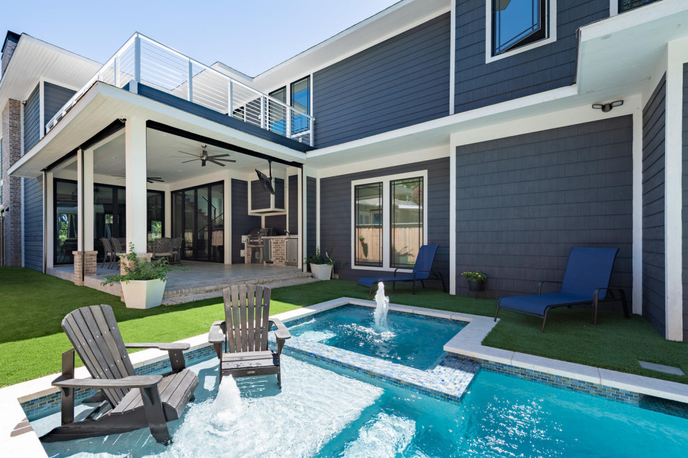 Inspiration for a transitional pool remodel in Dallas