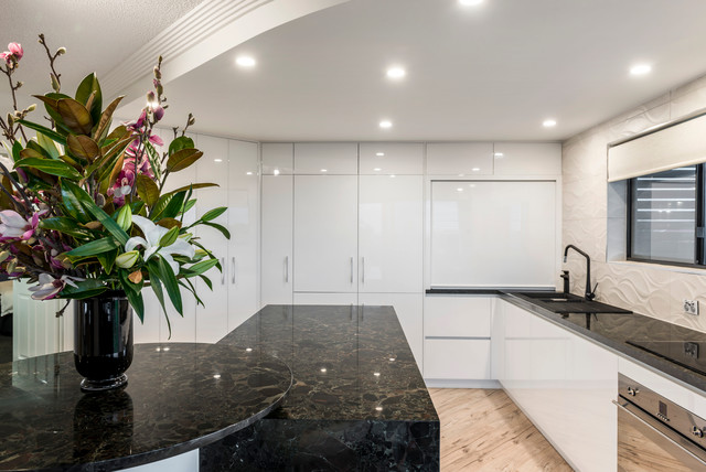 Springhill Penthouse contemporary-koek