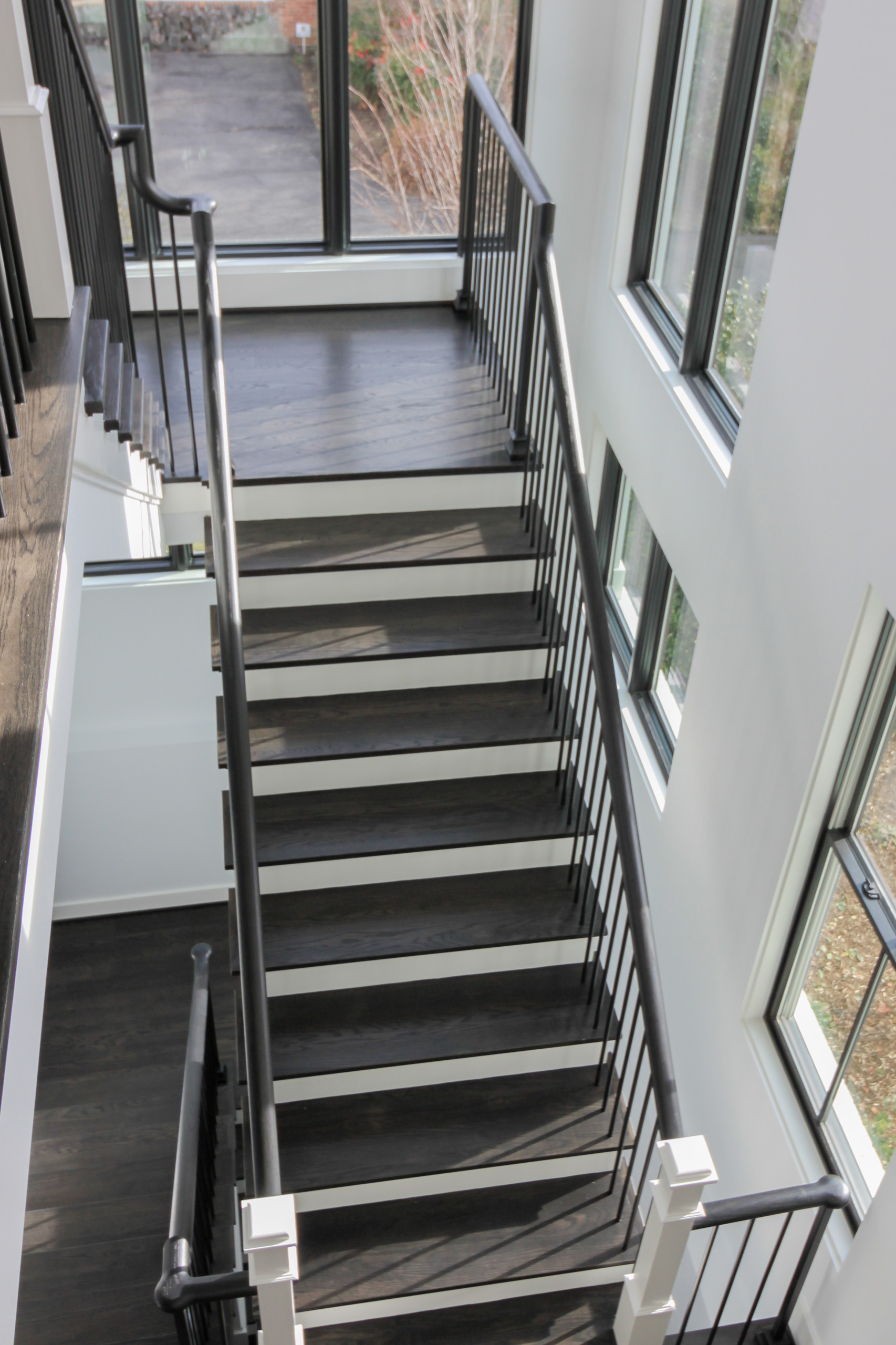 90_Classic Staircase with a Contemporary Twist, McLean VA 22101