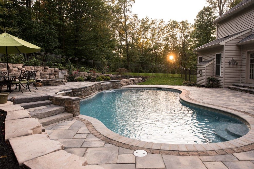 Pool - contemporary pool idea