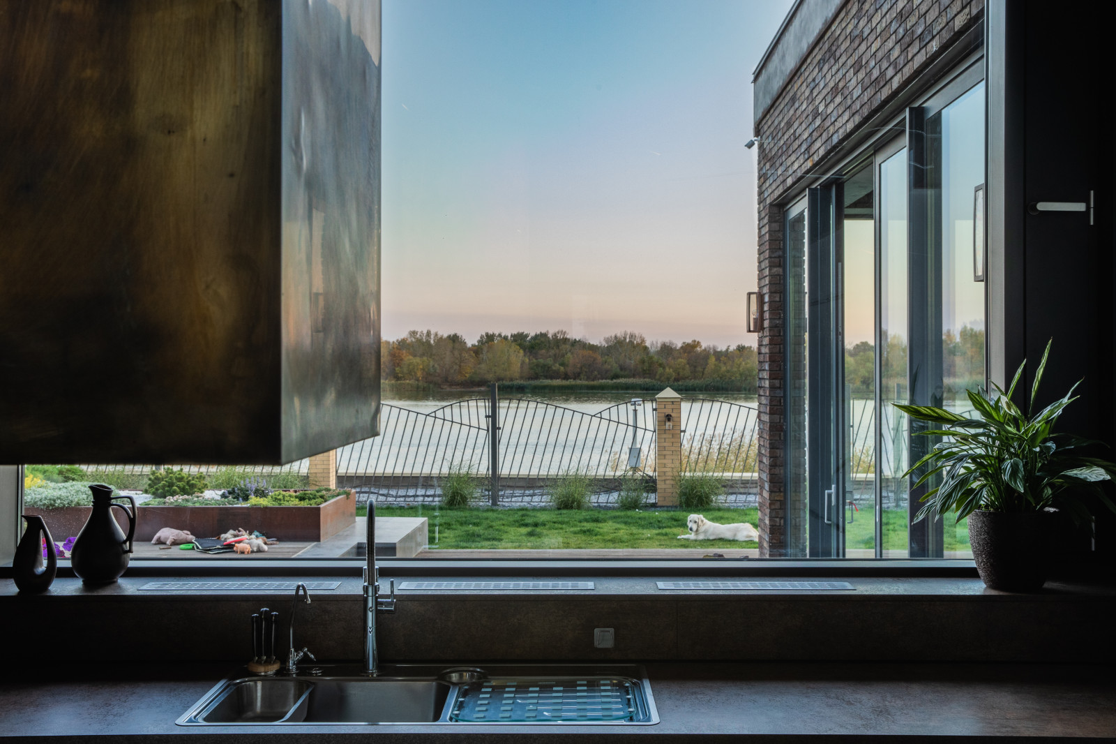 Кухня-гостиная в стиле loft в проекте салона nobilia г. Ростов-на-Дону