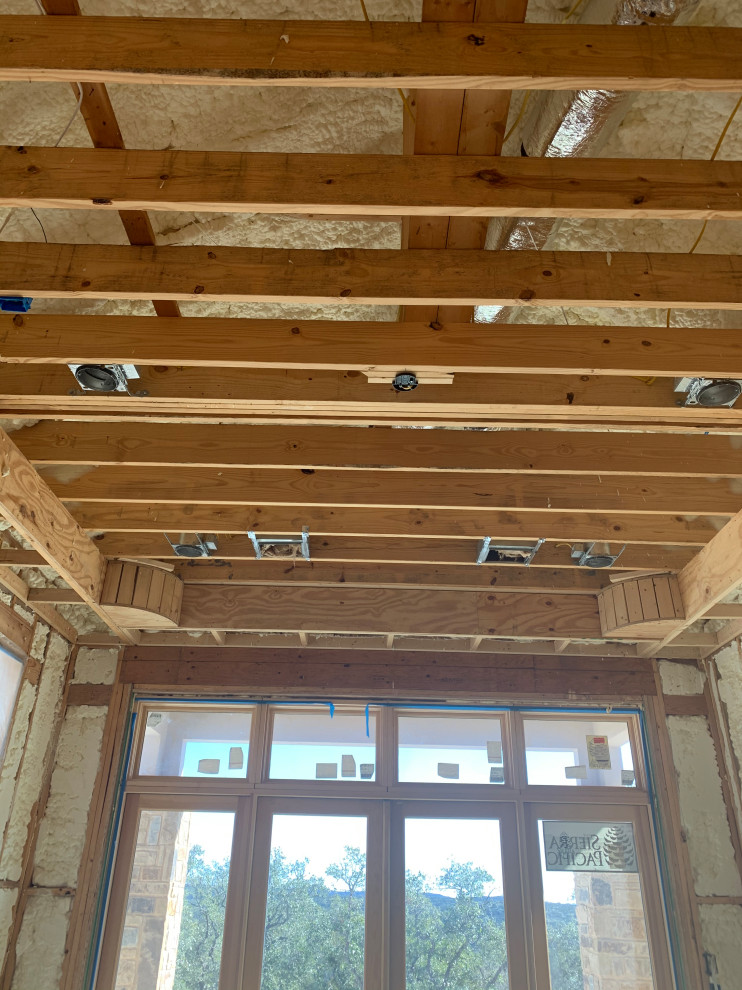 Home design - transitional home design idea in Austin