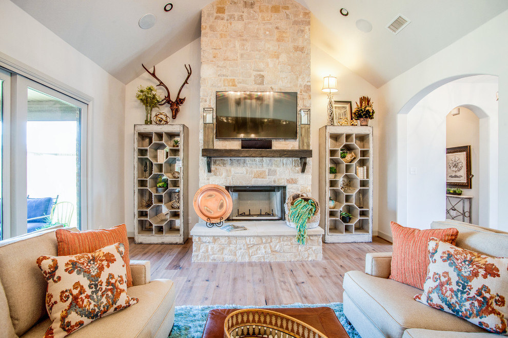 Design ideas for a family room in Austin.