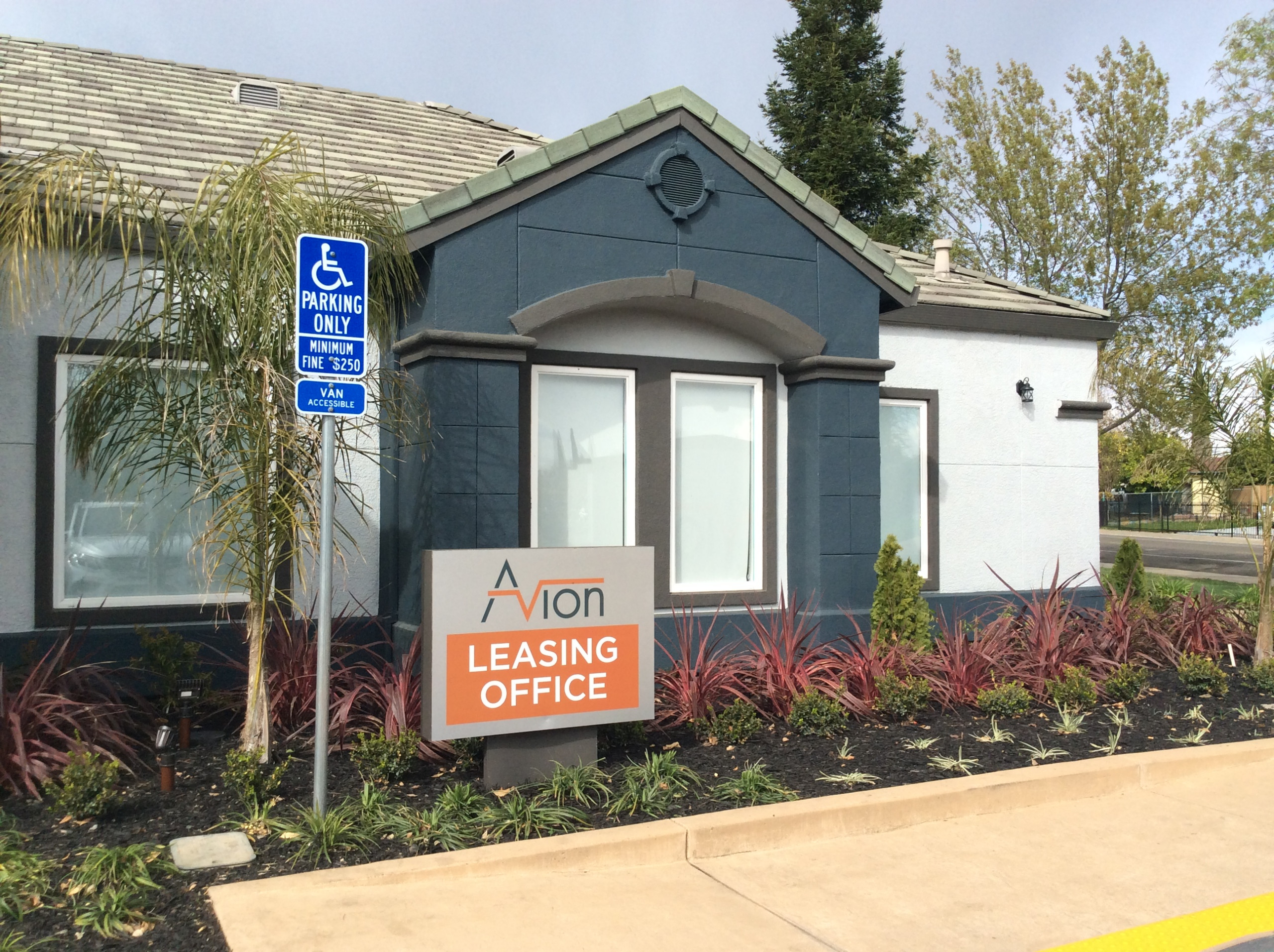 HOSPITALITY, MULTI-FAMILY + MODEL HOMES
