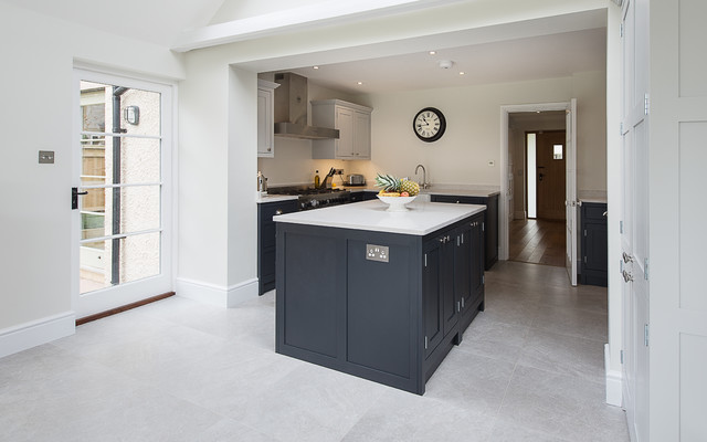 Pickwick, Wiltshire - Traditional - Kitchen - Gloucestershire - by User