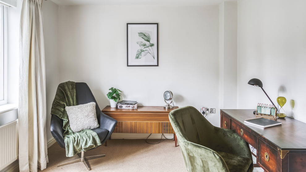 Staged to Sell - Part Furnished - Project Dovestone Gardens