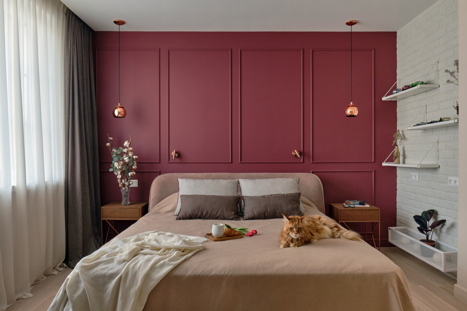 Яркий аутентичный интерьер, создающий иллюзию загородного дома