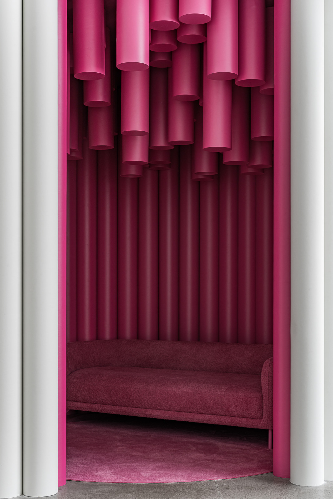 Д-2203  | Шоурум мебели "Mononova" в Москве