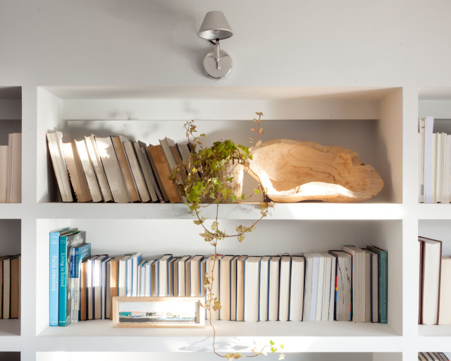 CREANDO NUEVOS HORIZONTES coastal-living-room
