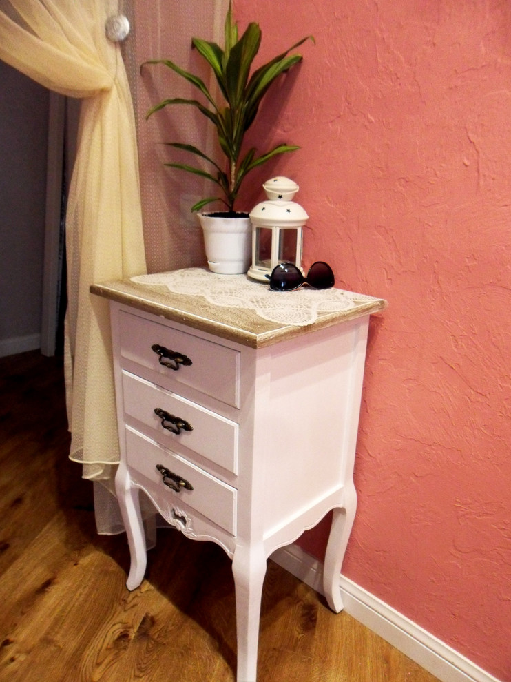 Средиземноморская кухня с обеденной зоной