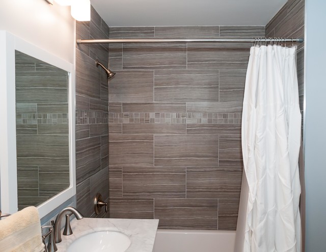 Split level renovation klassisch-badezimmer