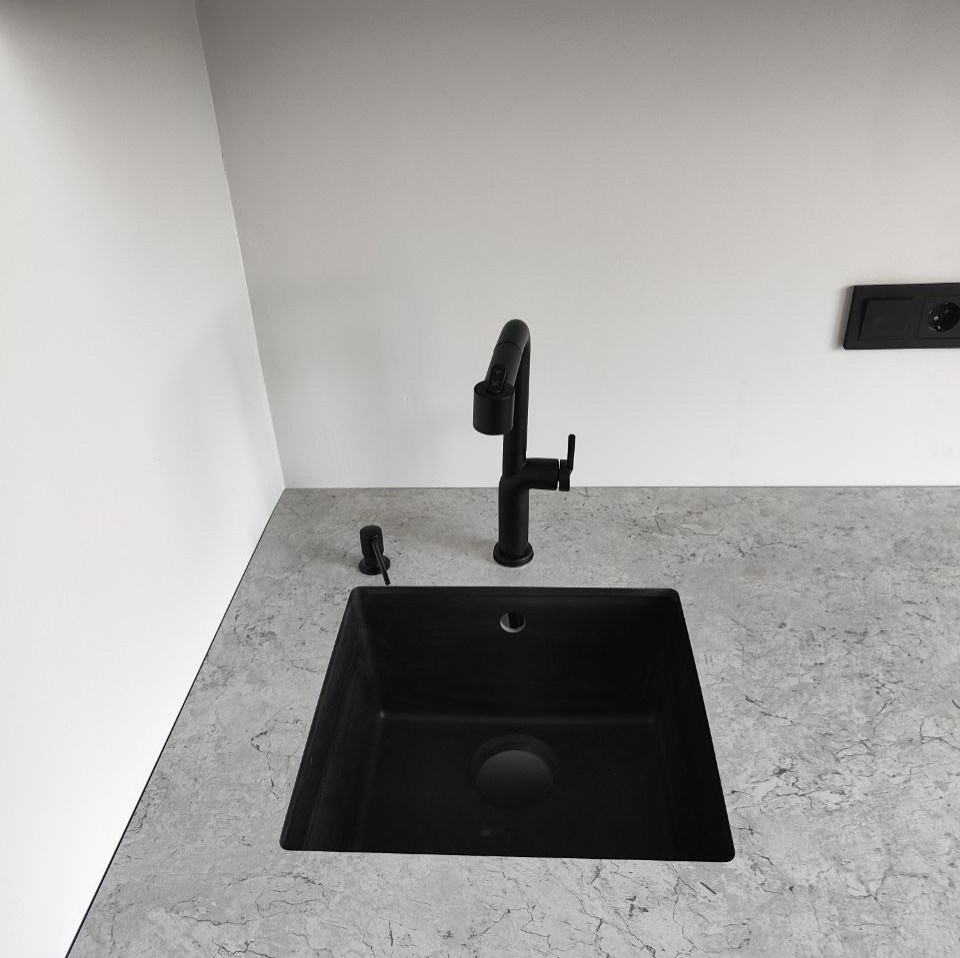 Столешница и HPL пластика на кухню