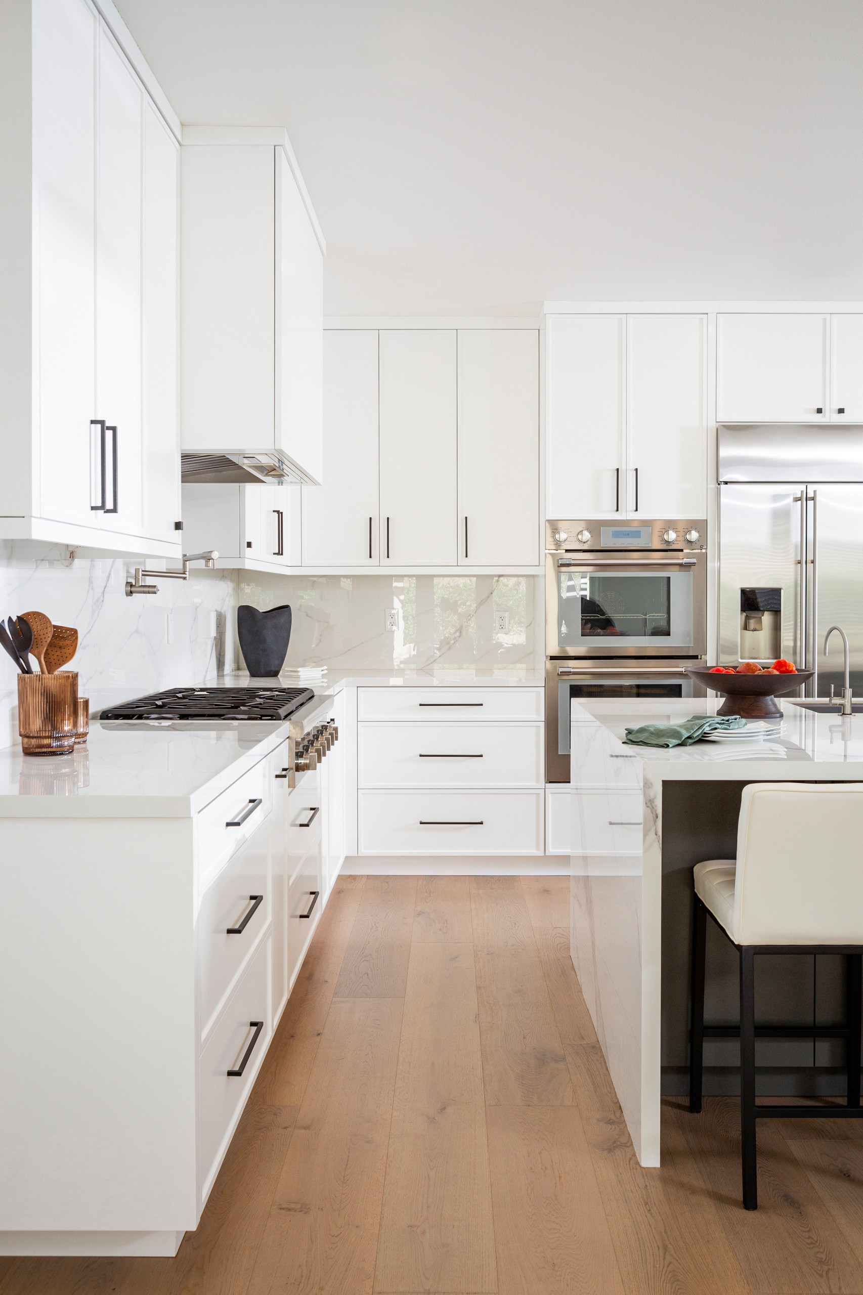 Thousand Oaks Contemporary Kitchen Design