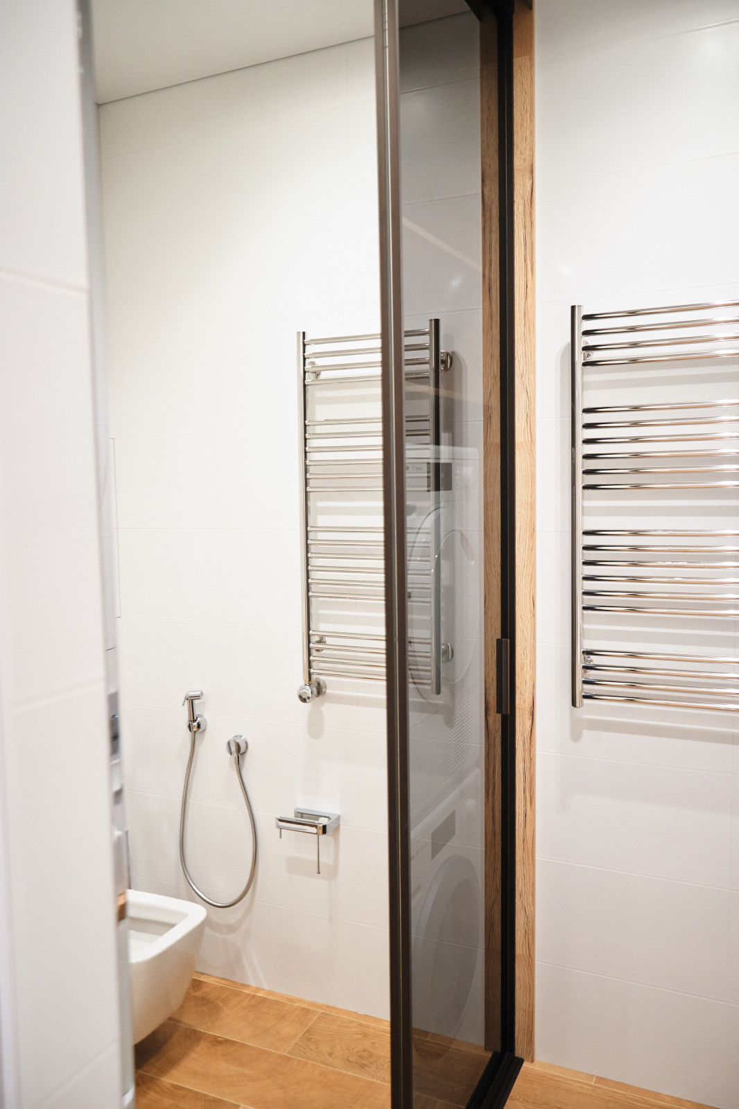 Раздвижные двери в профиле S1200 raumplus для постирочной