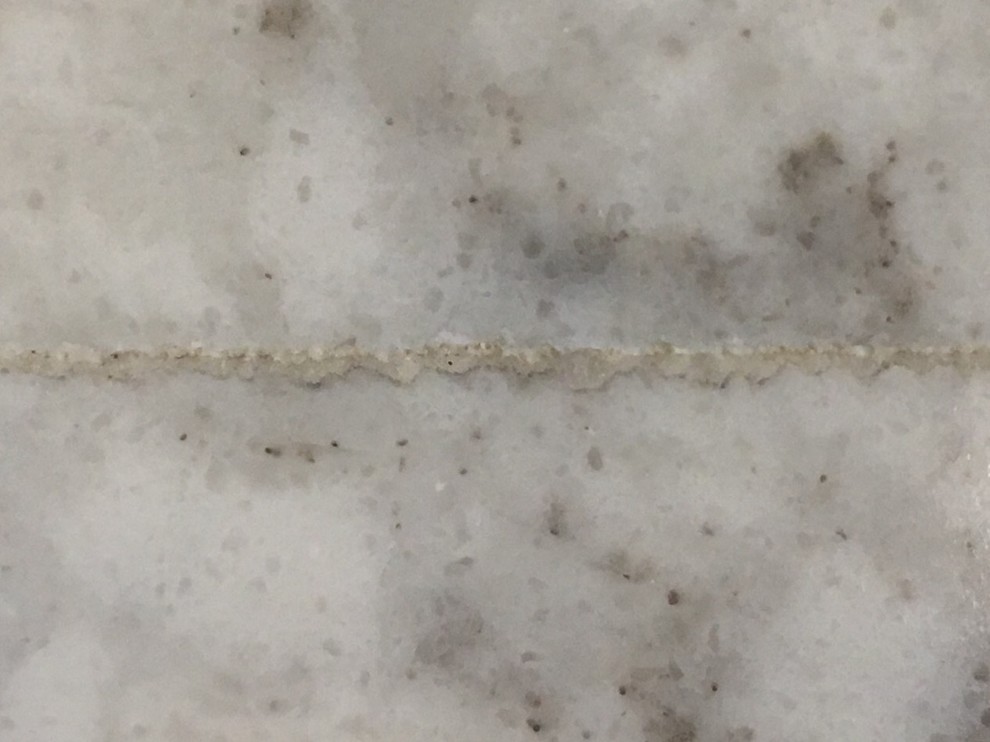 Bad Quartz Countertop Seam