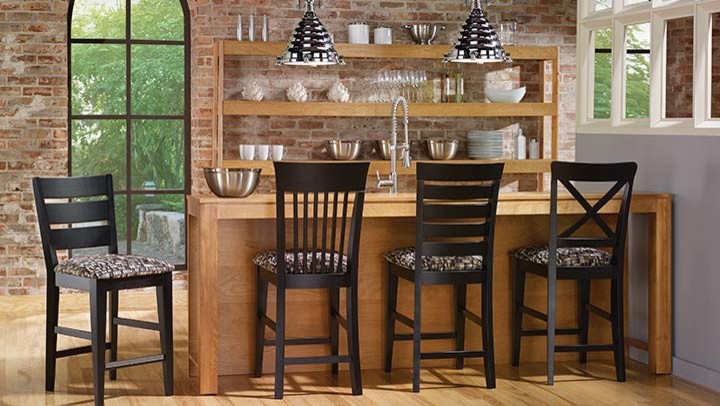 Inspiration for a transitional kitchen remodel in Miami