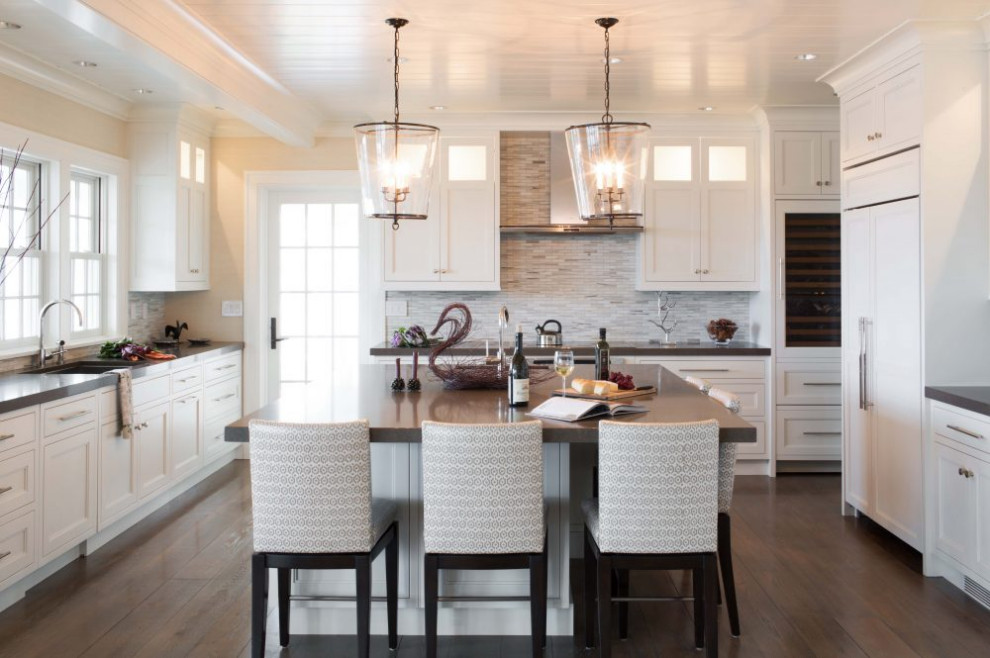 Inspiration for a transitional kitchen remodel in Boston