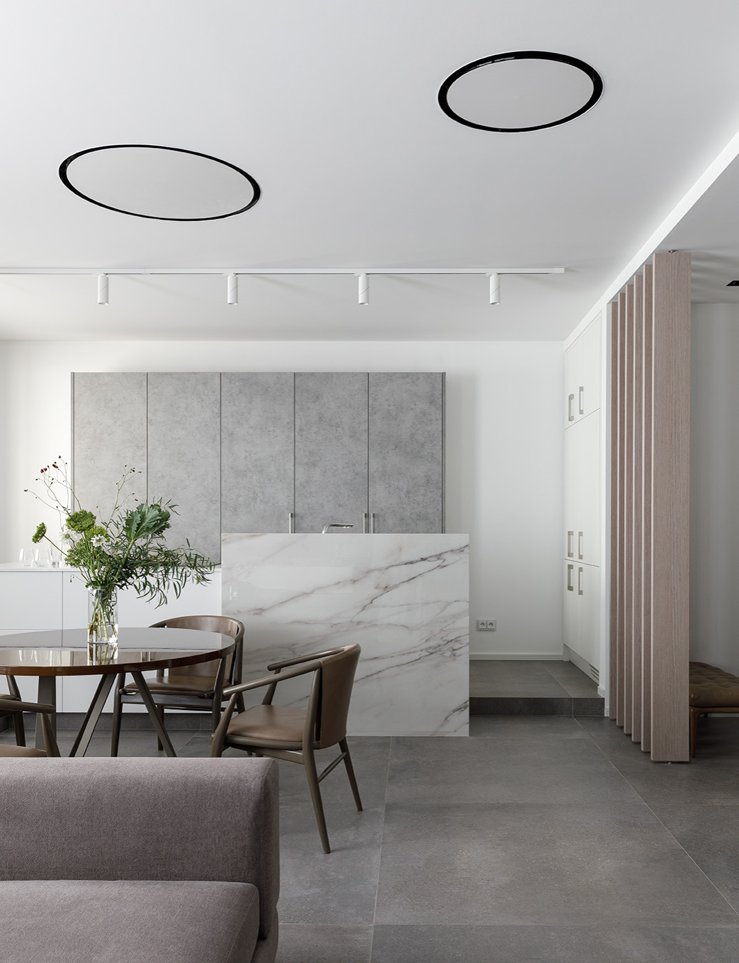 Квартира для студентки, ЖК Смольный