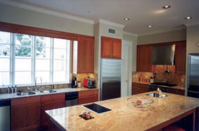 Photo of a contemporary kitchen in Little Rock.