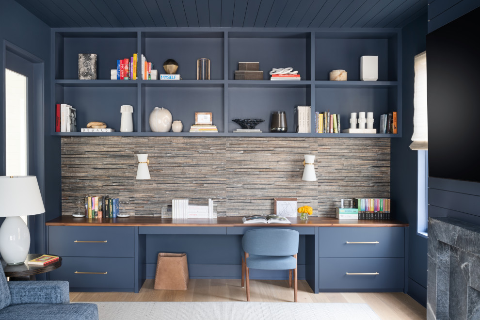 Design ideas for a beach style home office in DC Metro.