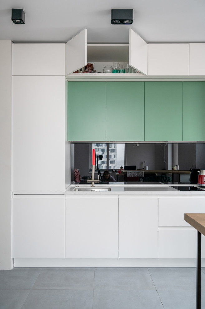 Светлая стильная кухня