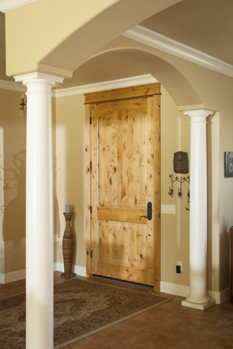 Entryway - craftsman entryway idea