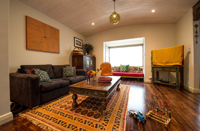 DIY curved ceiling eclectic-living-room