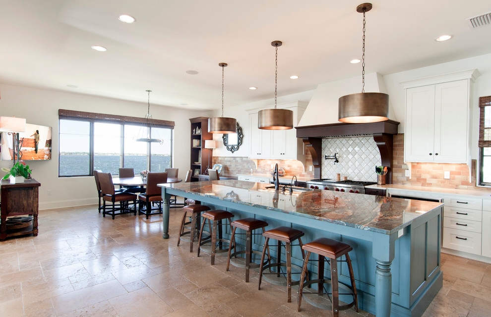 Inspiration for a transitional kitchen remodel in Columbus