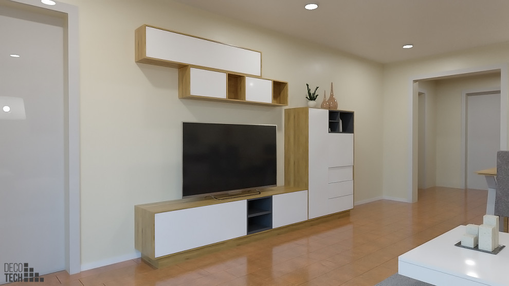 На фото: изолированная гостиная комната среднего размера в современном стиле с бежевыми стенами и телевизором