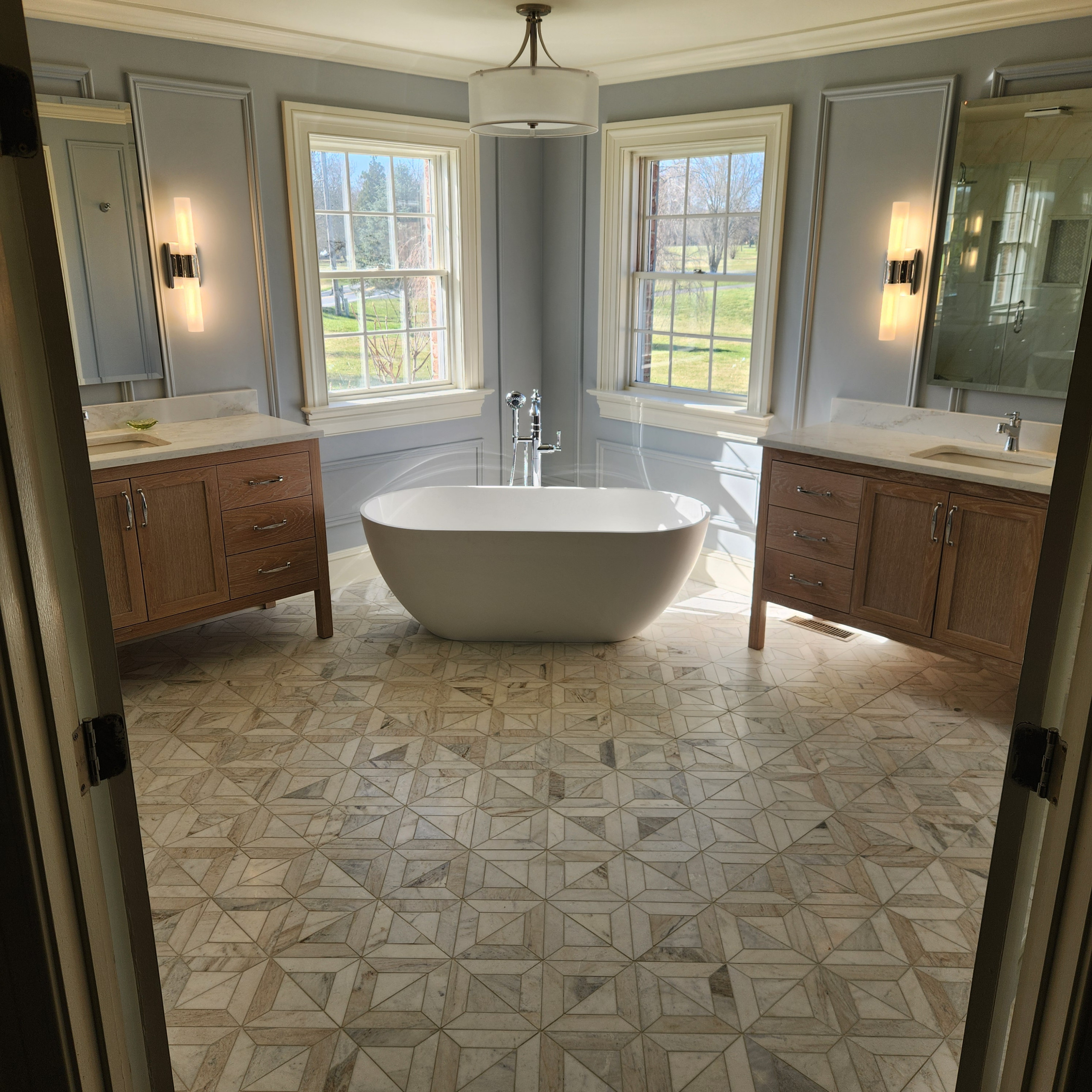 Vessel tub