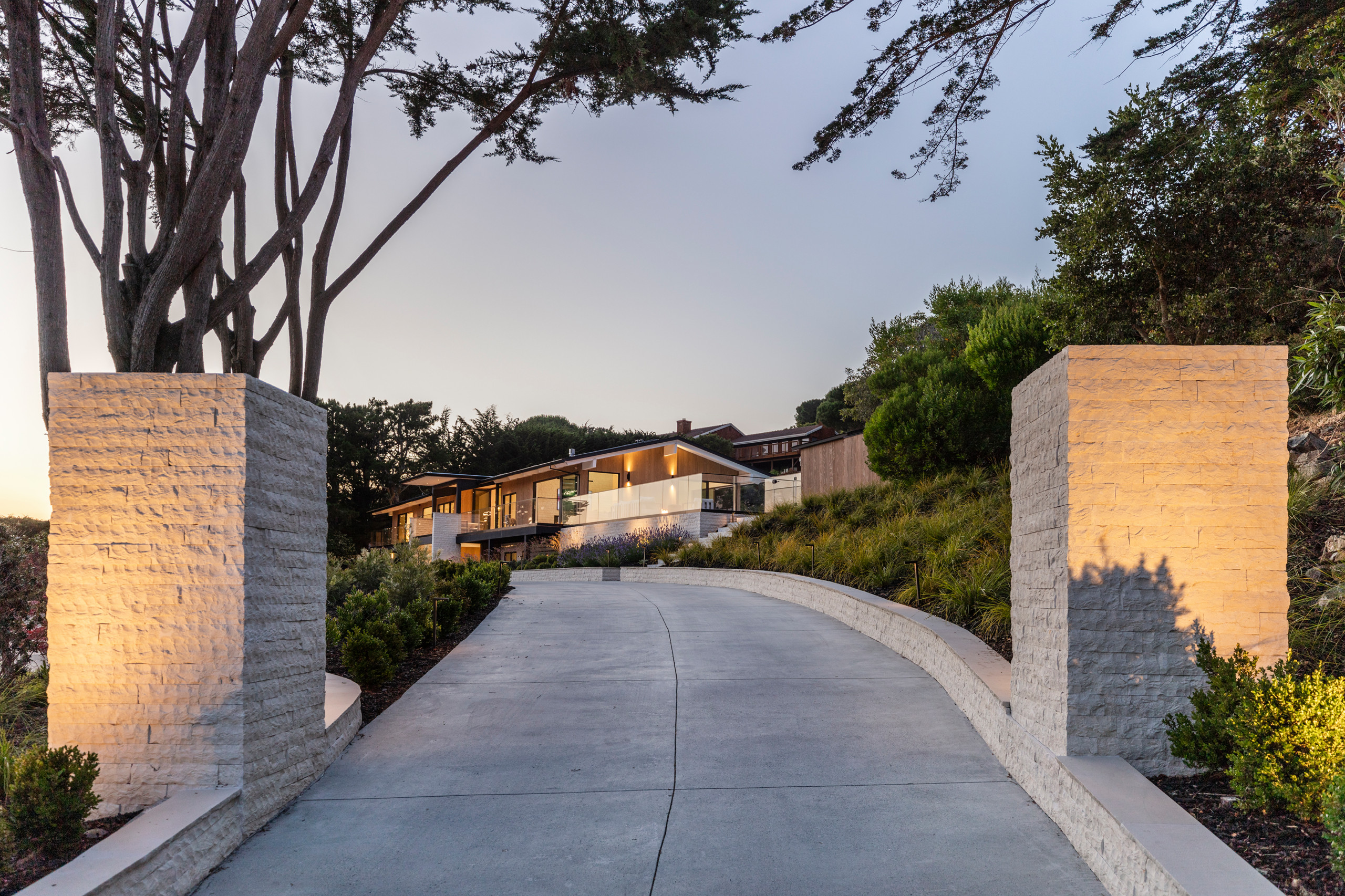 9 Tara Hill RD , Tiburonentrance